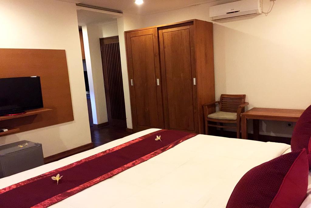 เดลู วิลลา แนด์ สวีท ซมีญะก์ Hotel เกอโรโบกัน ภายนอก รูปภาพ