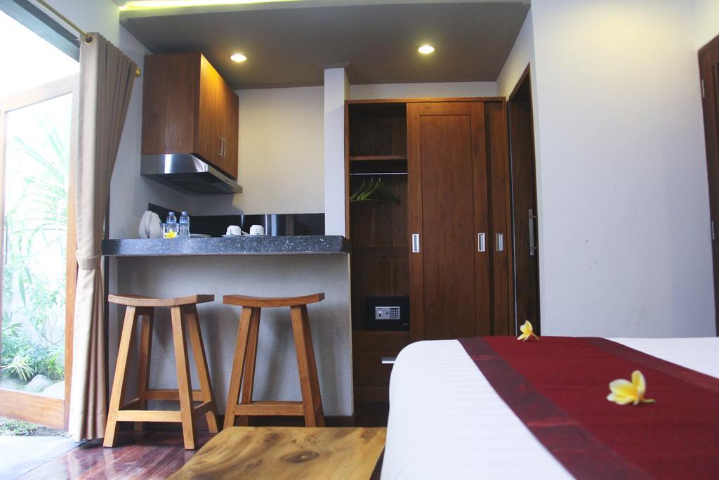 เดลู วิลลา แนด์ สวีท ซมีญะก์ Hotel เกอโรโบกัน ห้อง รูปภาพ